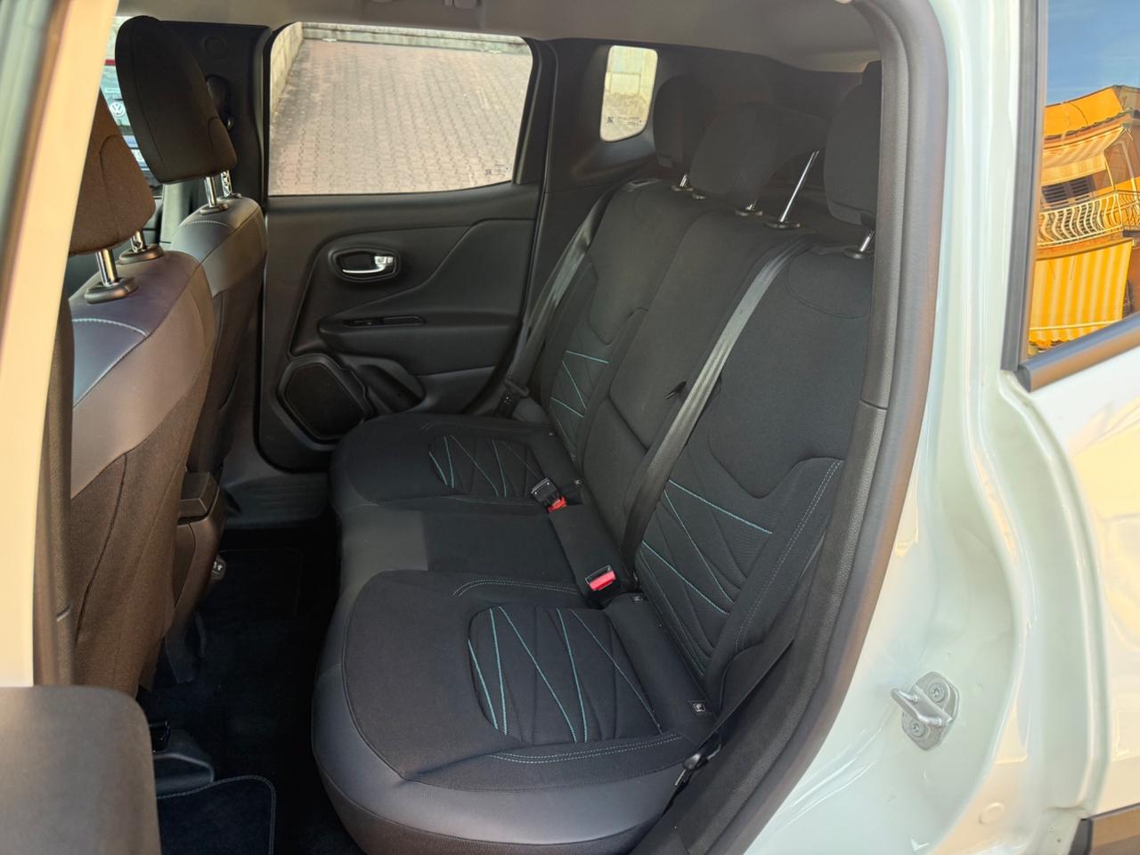 Jeep Renegade 1.5 T4 e-hybrid mhev 130cv DCT UPLAND