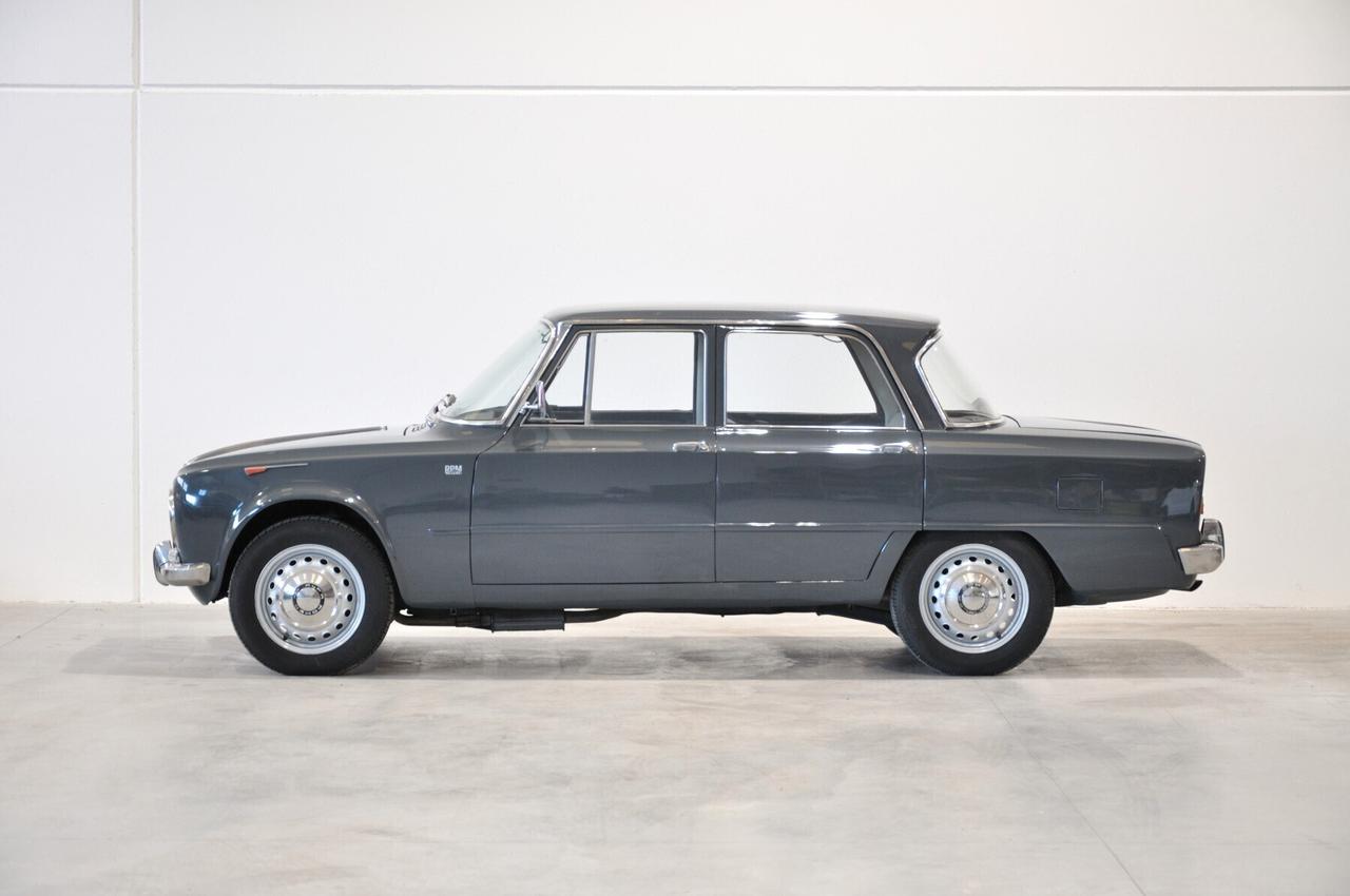 Alfa Romeo Giulia TI 1600 Prima Serie targhe nere