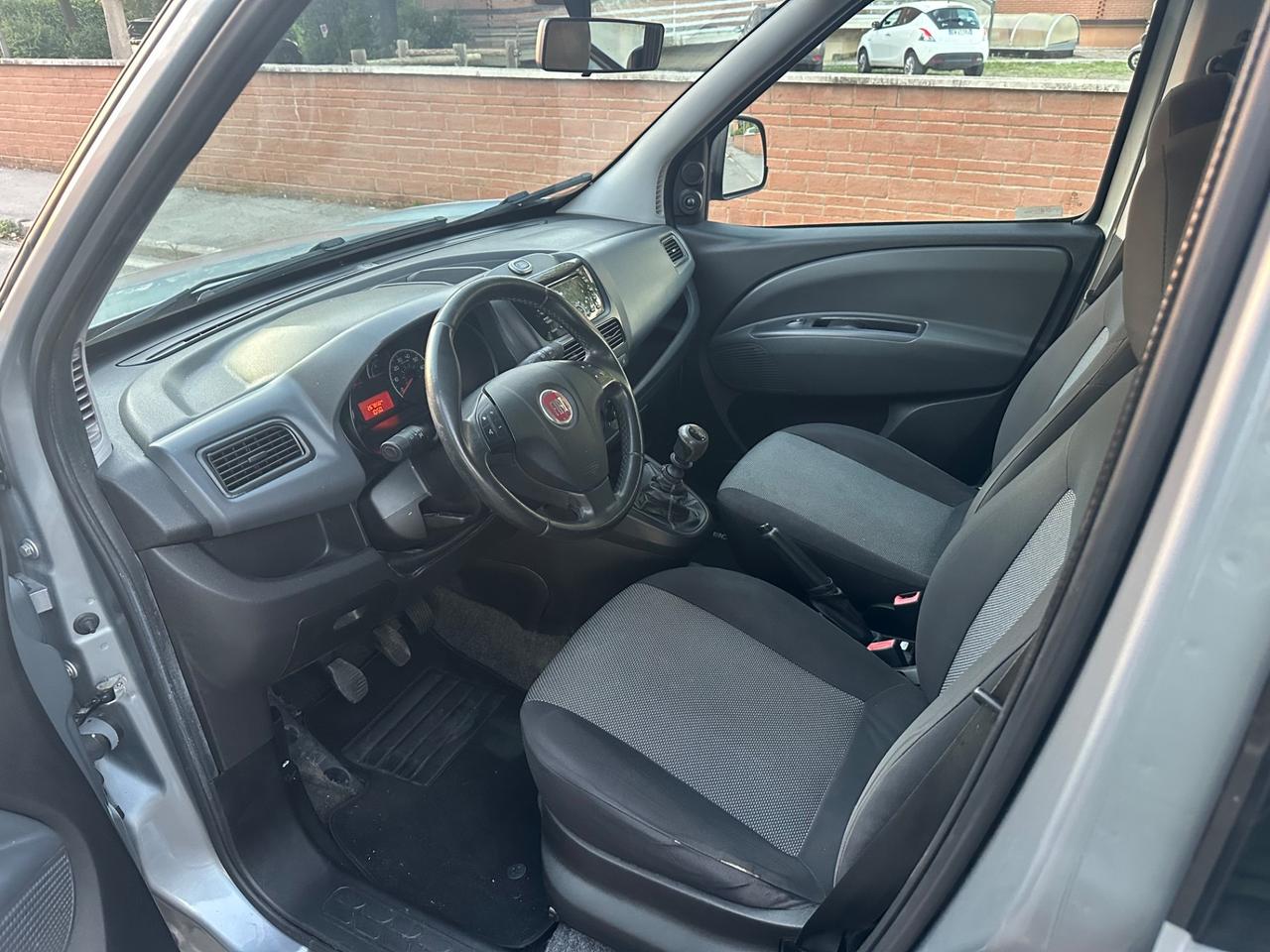 Fiat Doblò 1.4 T-Jet 16V Natural Power Lounge