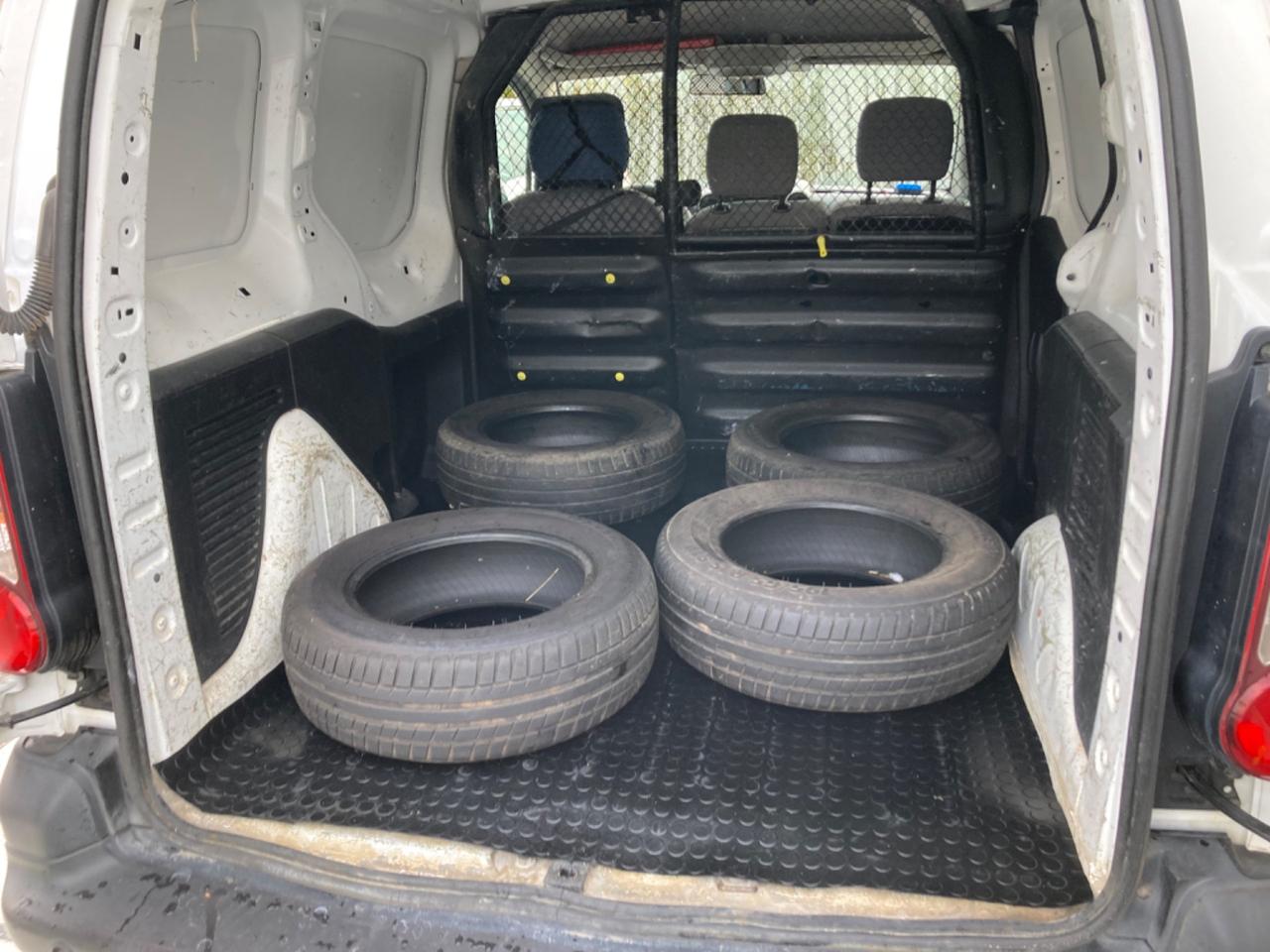 PEUGEOT PARTNER HDI (3 POSTI) PORTA LATERALE