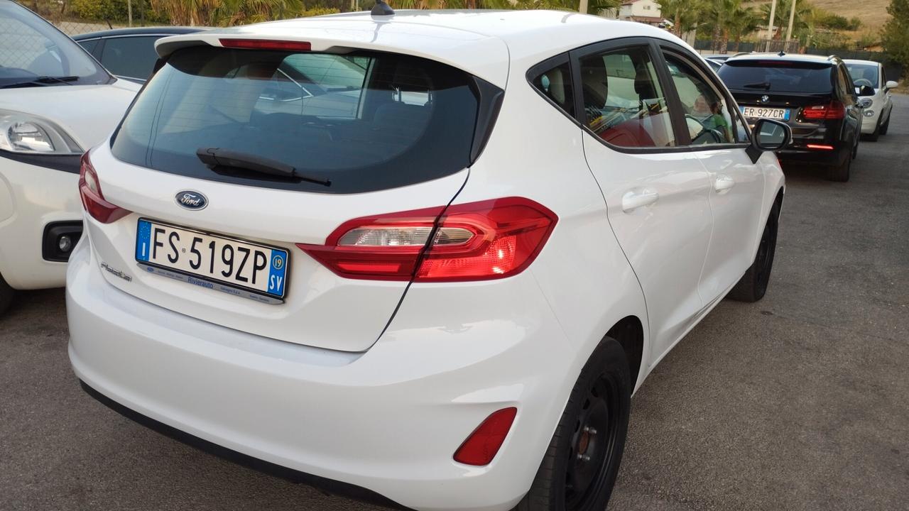 Ford Fiesta 1.5 EcoBlue 5 porte Vignale
