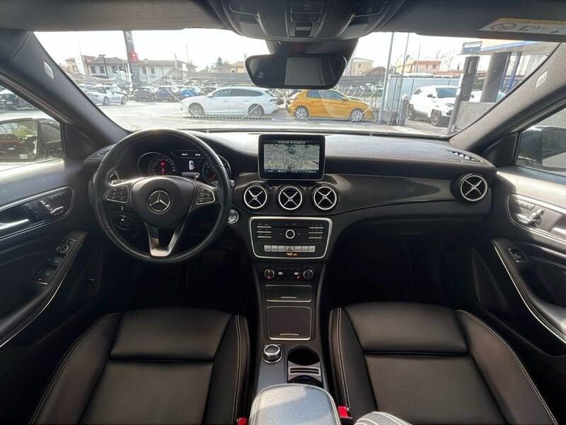 Mercedes-Benz GLA GLA 200 d Automatic Premium