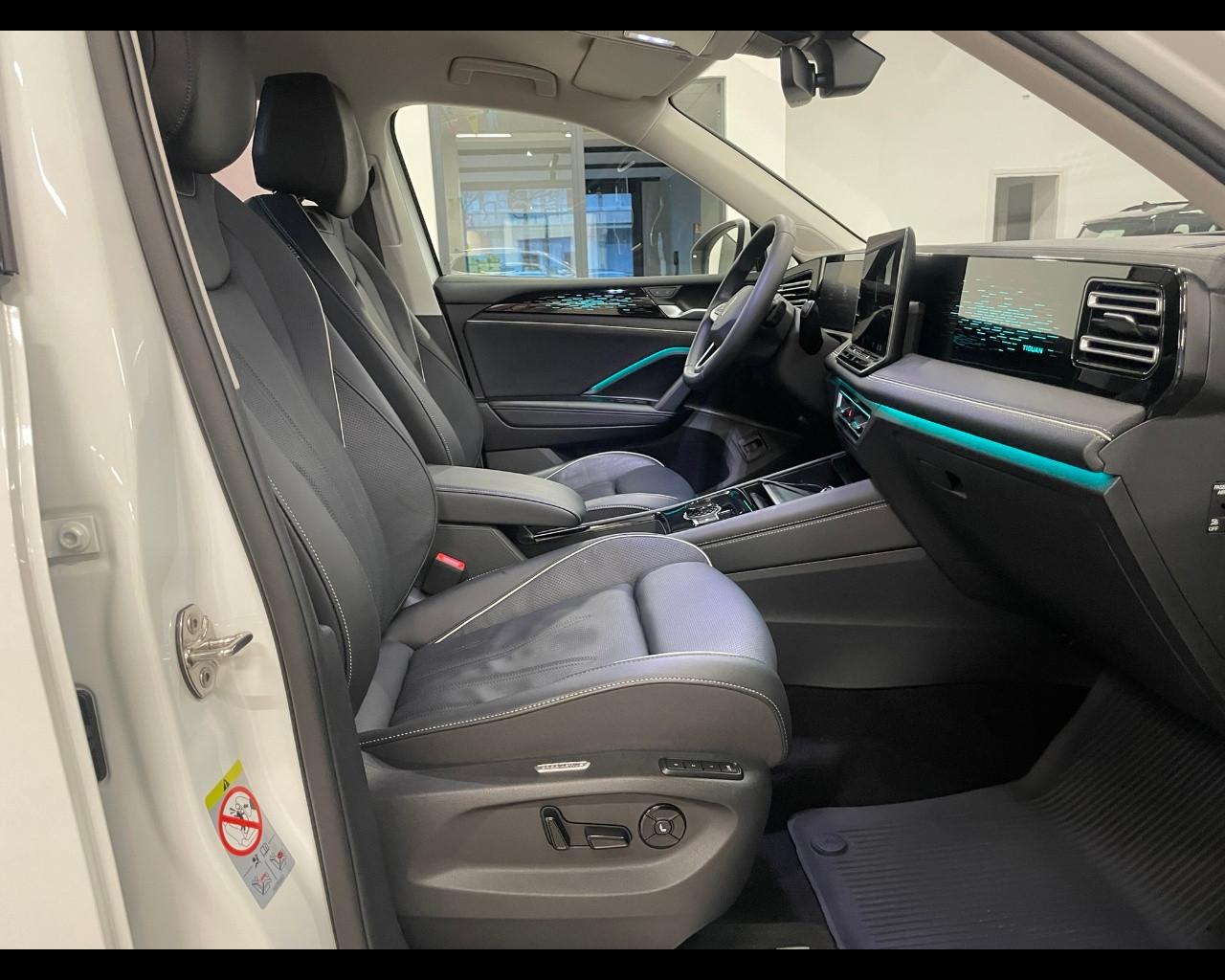 VOLKSWAGEN Tiguan 3ª serie - Tiguan 2.0 TDI 193 CV DSG 4MOTION Elegance