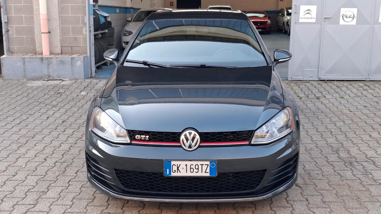 Volkswagen Golf GTI Performance 2.0 TSI DSG 5p. BlueMotion Technology
