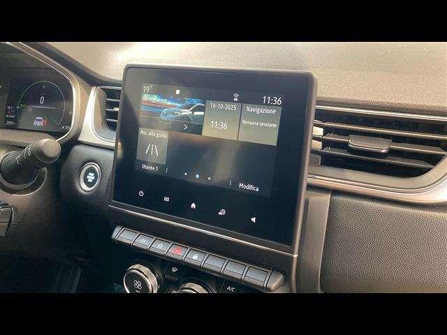 Renault Captur 1.6 E-TECH Hybrid Intens Auto 145cv