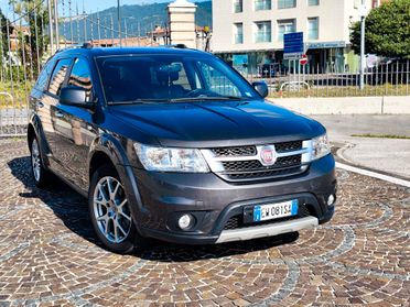 Fiat Freemont 2.0 Multijet 170 CV Black Code