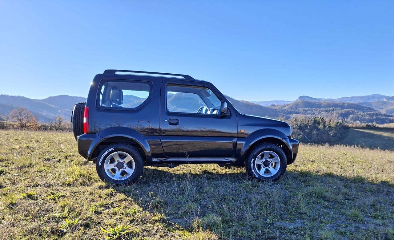 Suzuki Jimny 1.3i 16V cat 4WD Special NEOPAT. Gancio traino bellissima