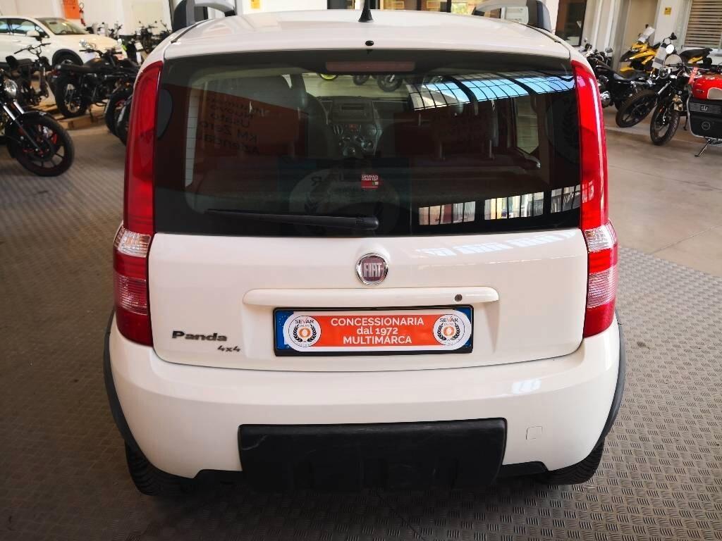 Fiat Panda 1.3 MJT 16V DPF 4x4 Climbing