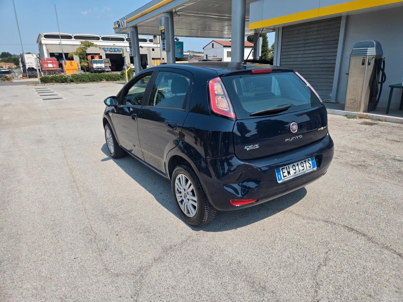 Fiat Punto 1.4 8V 5 porte Natural Power Lounge