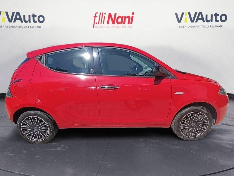 Lancia Ypsilon Ypsilon 1.0 firefly hybrid Silver s&s 70cv 5p.ti