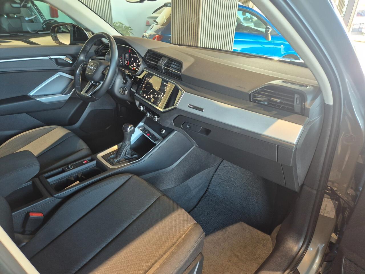 Audi Q3 35 TDI S tronic line edition