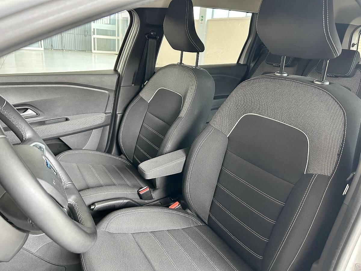 Dacia Jogger 1.0 TCe GPL 100 CV 7 posti