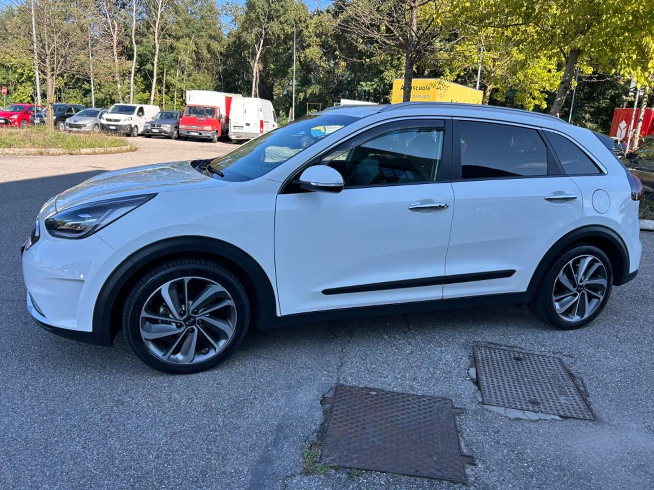 Kia Niro 1.6 GDi DCT HEV Urban