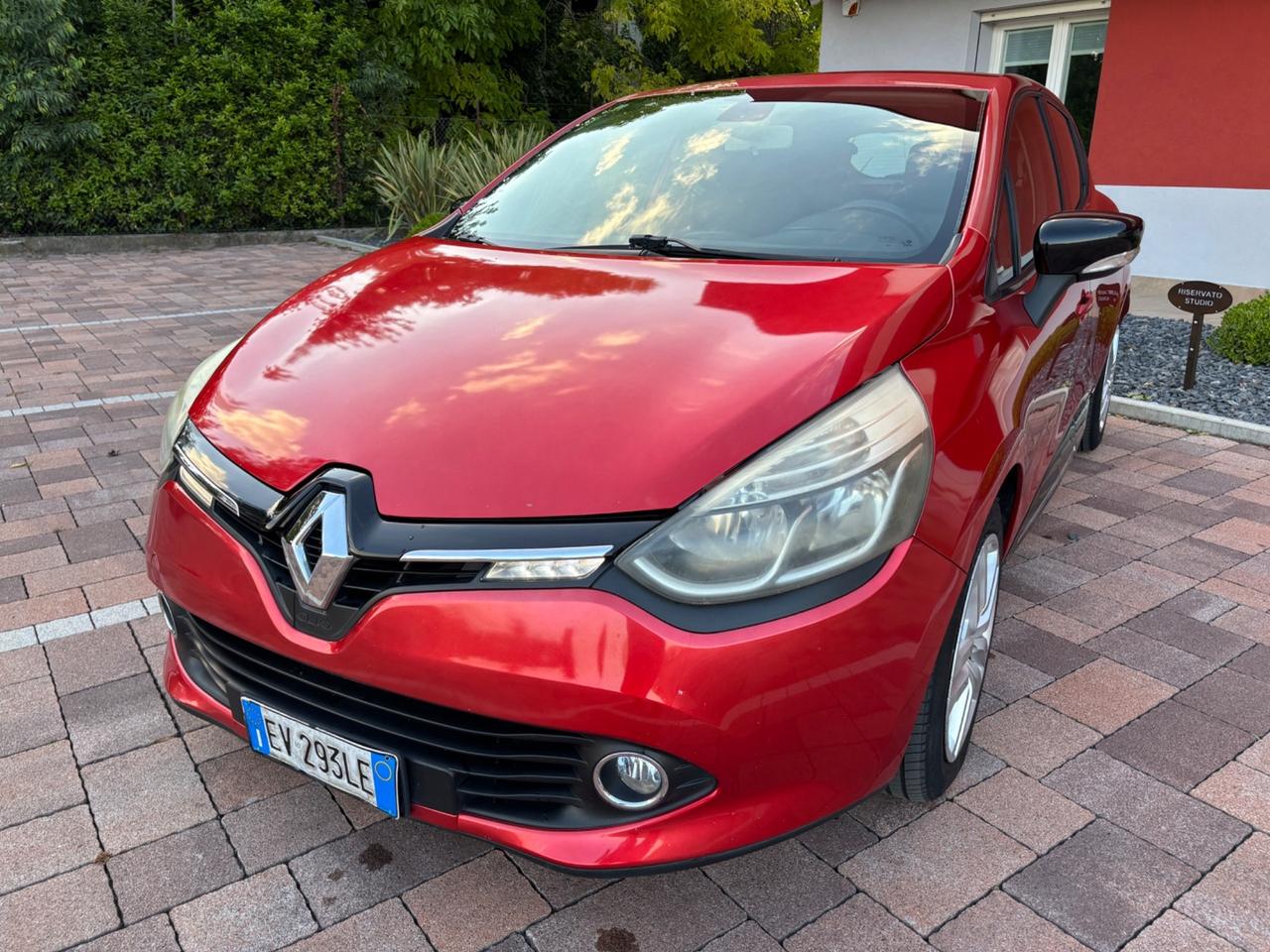 Renault Clio 1.5 dCi (CAMBIO AUTOMATICO)