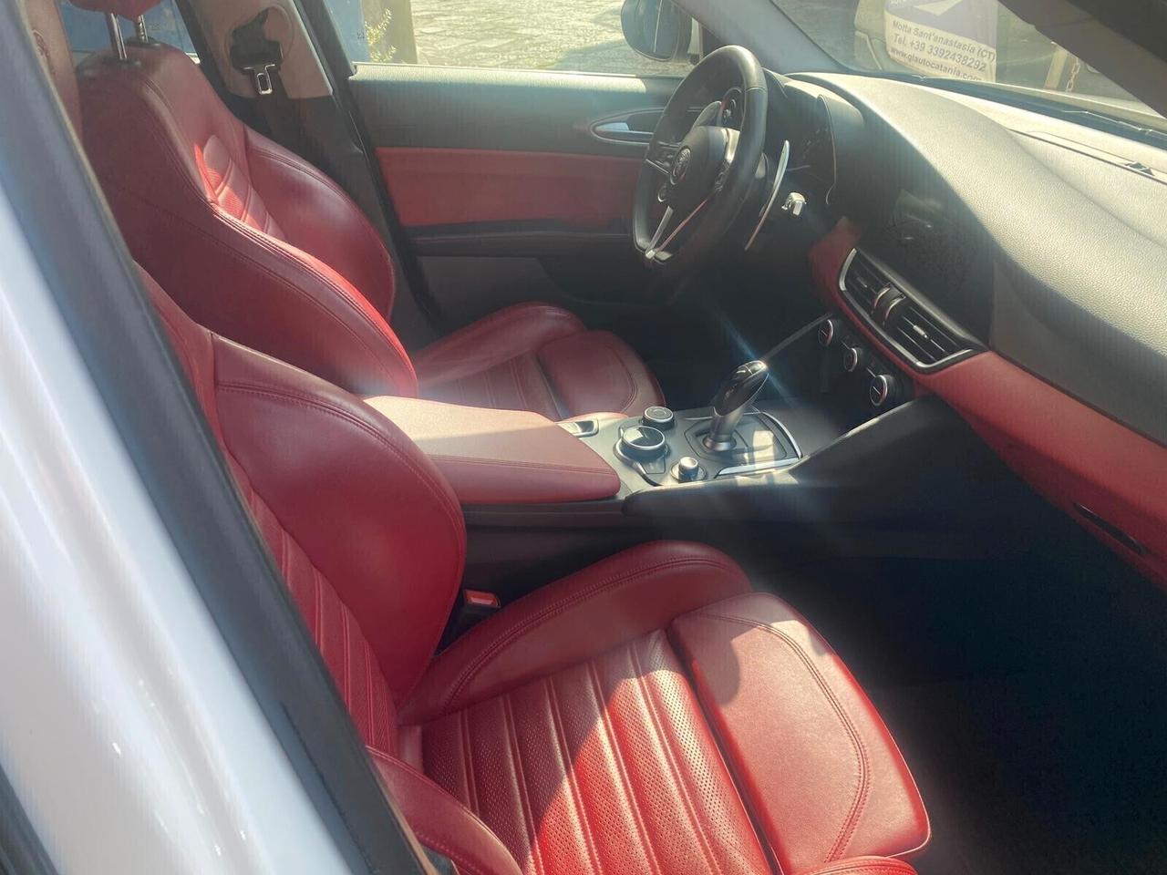Alfa Romeo Giulia 2.2 Turbodiesel 210 CV AT8 AWD Q4 Veloce