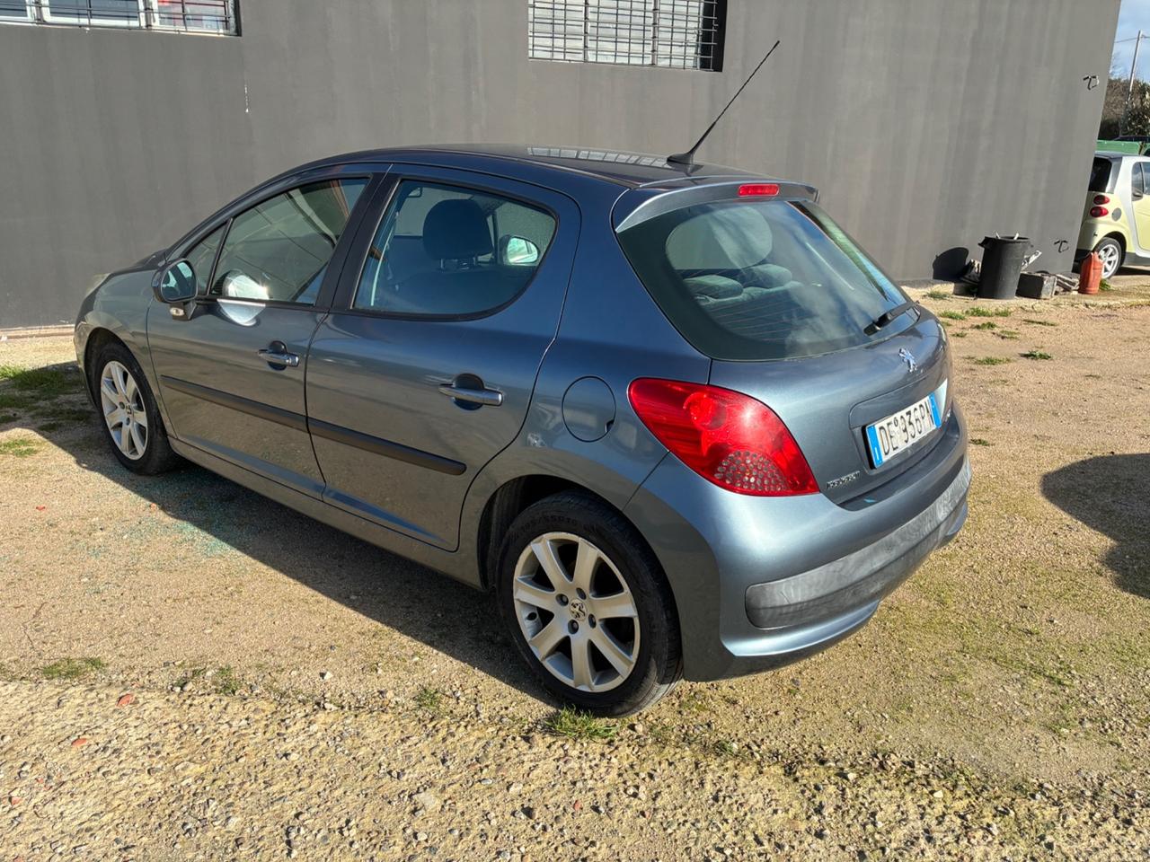 Peugeot 207 1.6 HDi 90CV 5P XS (66 kw)