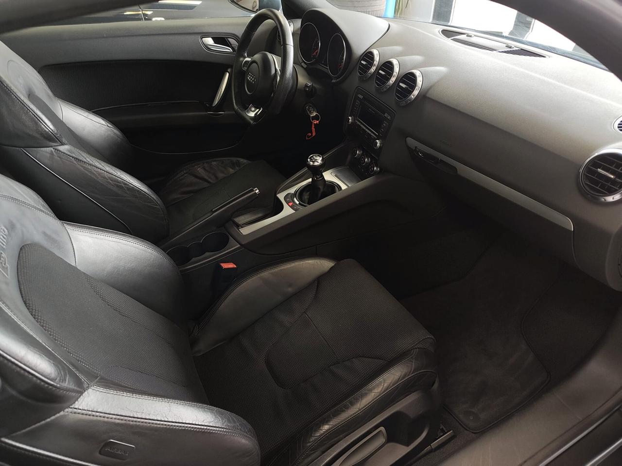 Audi TT Coupé 2.0 TFSI MANUALE