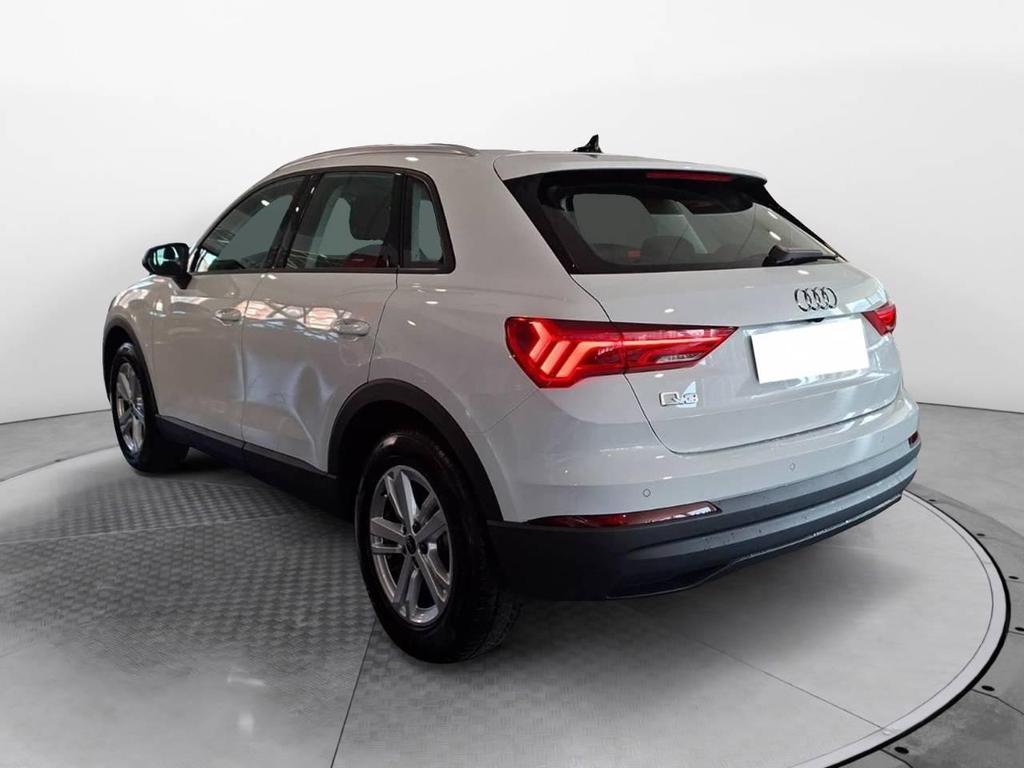 Audi Q3 35 1.5 TFSI Evo2 Business S tronic