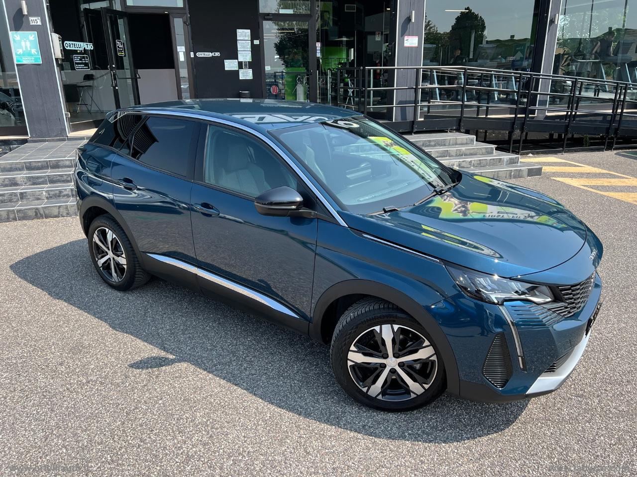 PEUGEOT 3008 PureTech Turbo 130 S&S EAT8 Allure IVA DEDUCIBILE