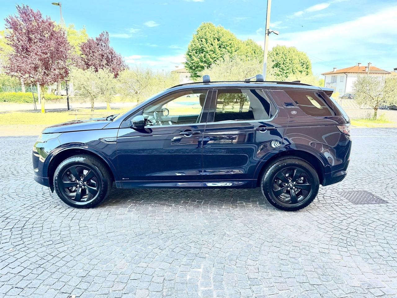 Land Rover Discovery Sport 2.0 TD4 180 CV HSE R Dynamic