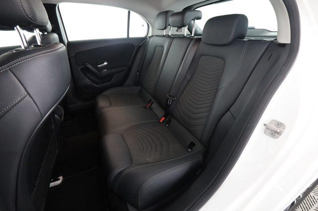 MERCEDES-BENZ A 180 A 180 d Automatic Advanced