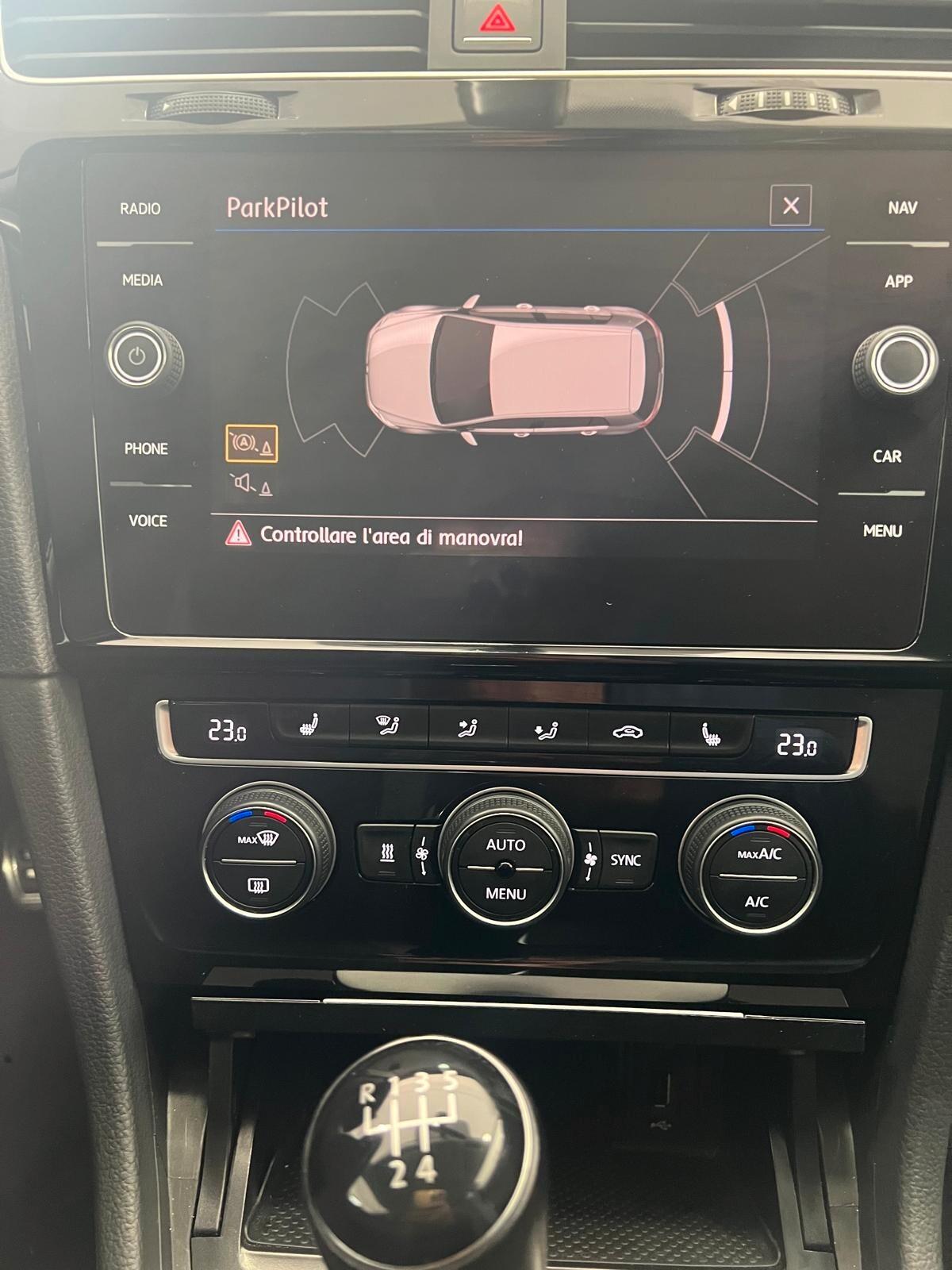 Volkswagen Golf 1.6 TDI 115 CV 5p. Business BlueMotion Technology