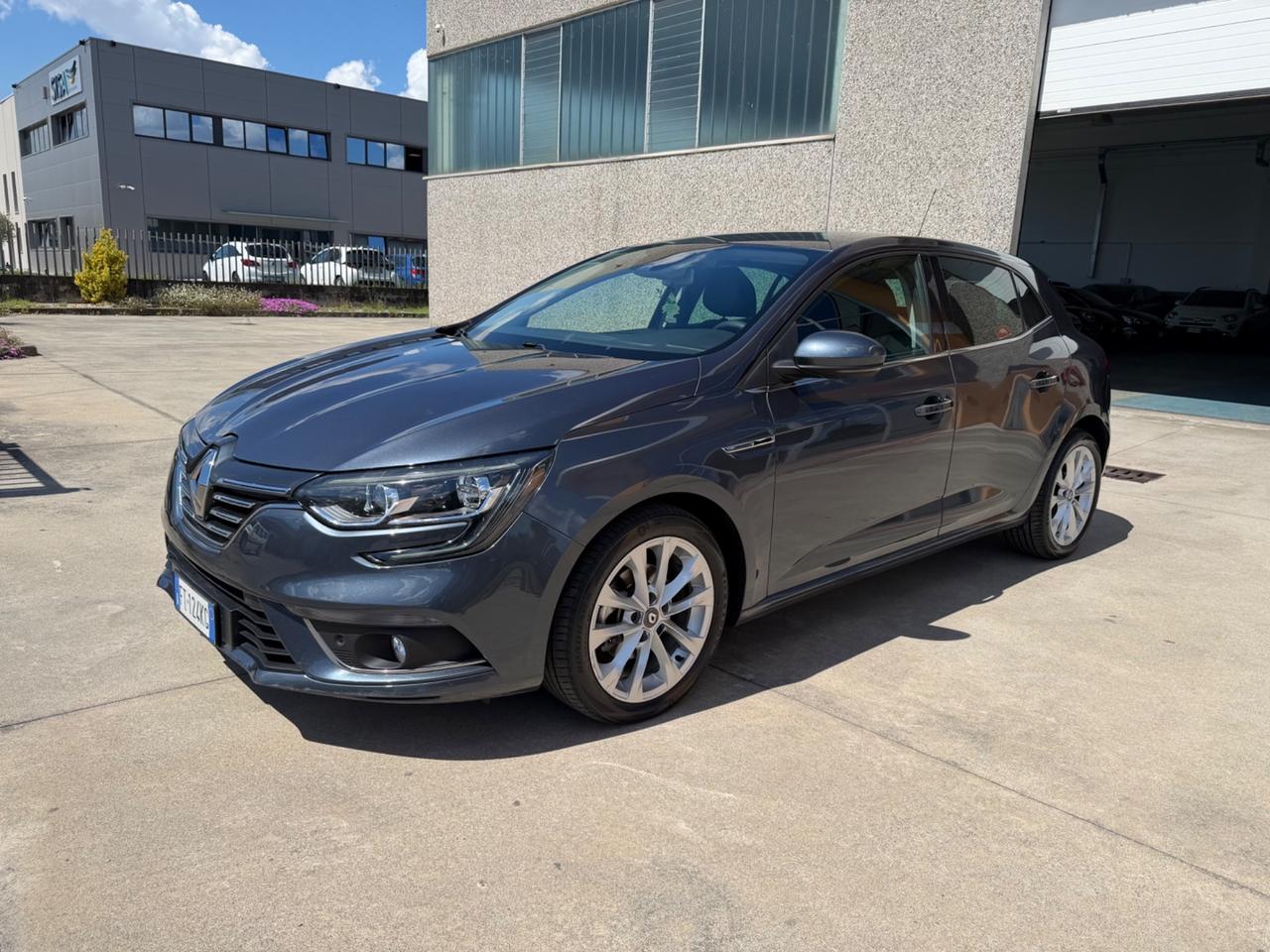 Renault Megane Mégane dCi 8V 110 CV EDC Energy Intens