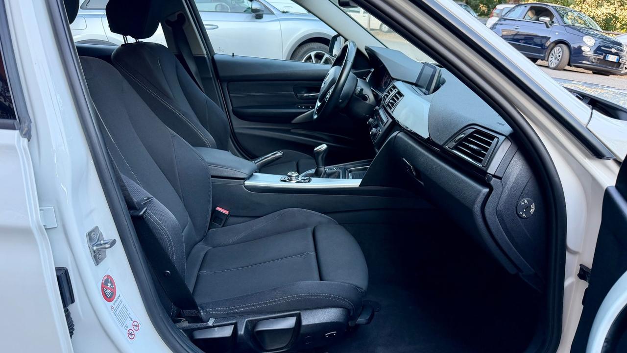 Bmw 318 318d xDrive Touring Sport