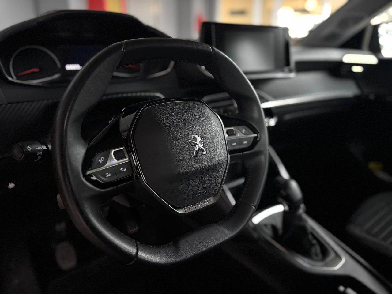 Peugeot 208 5 Porte 208 1.2 puretech Active Pack s&s 75cv