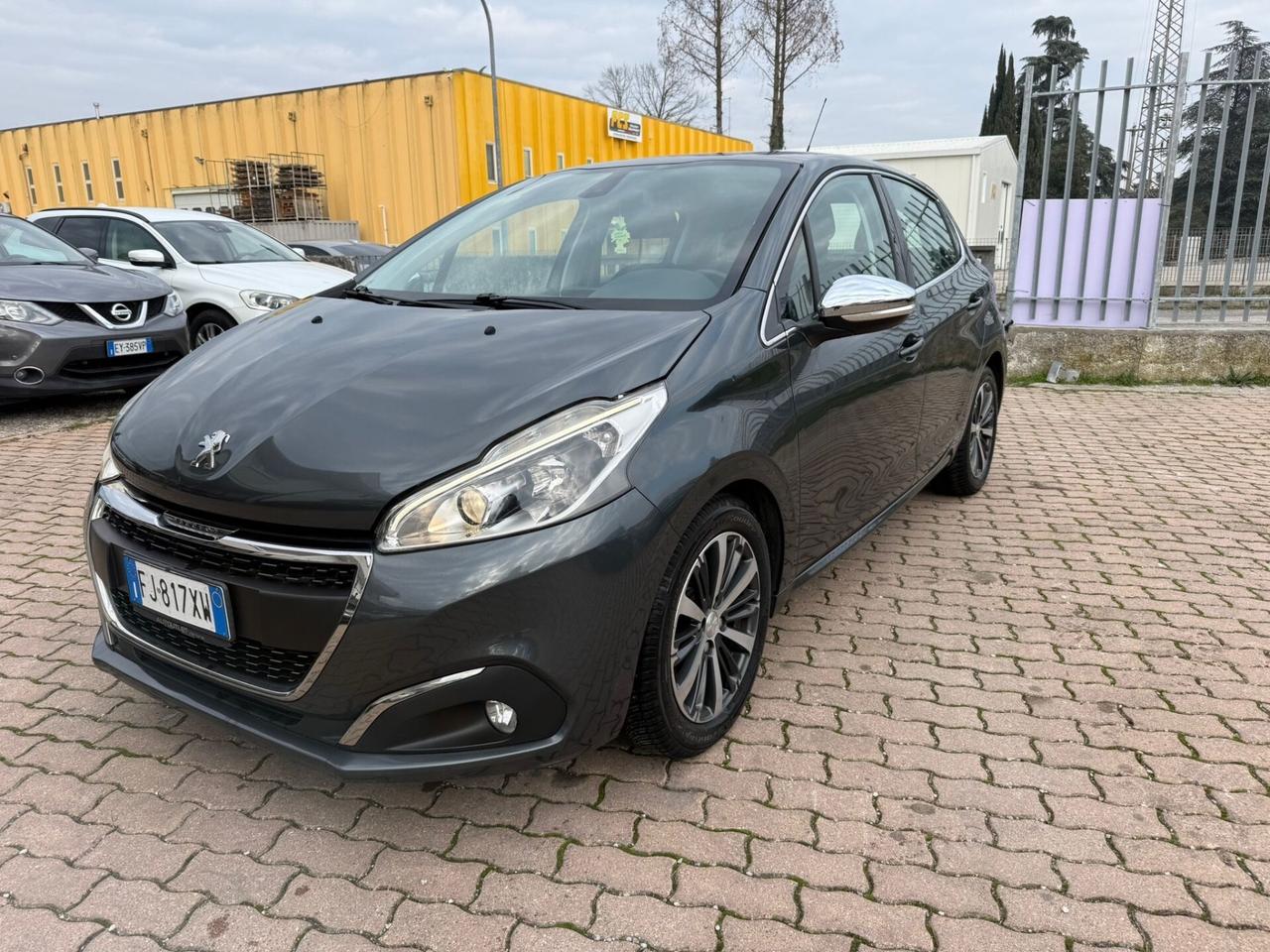 Peugeot 208 BlueHDi 75 5 porte Allure