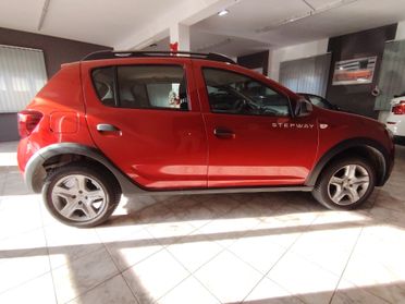 Dacia Sandero 0.9 TCe 12V TurboGPL 90CV Start&Stop Ambiance