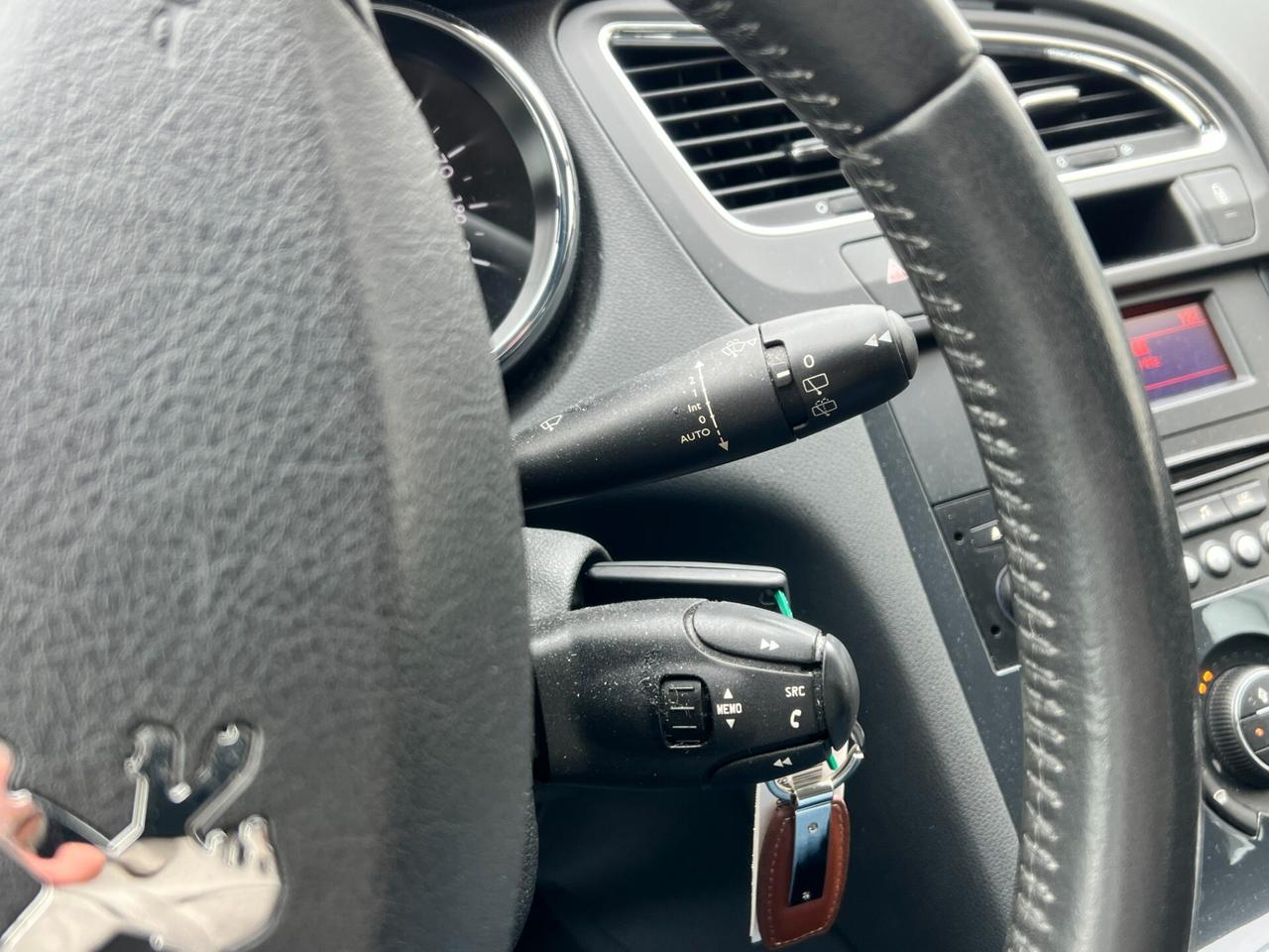 Peugeot 5008 1.6 HDi 112CV Business