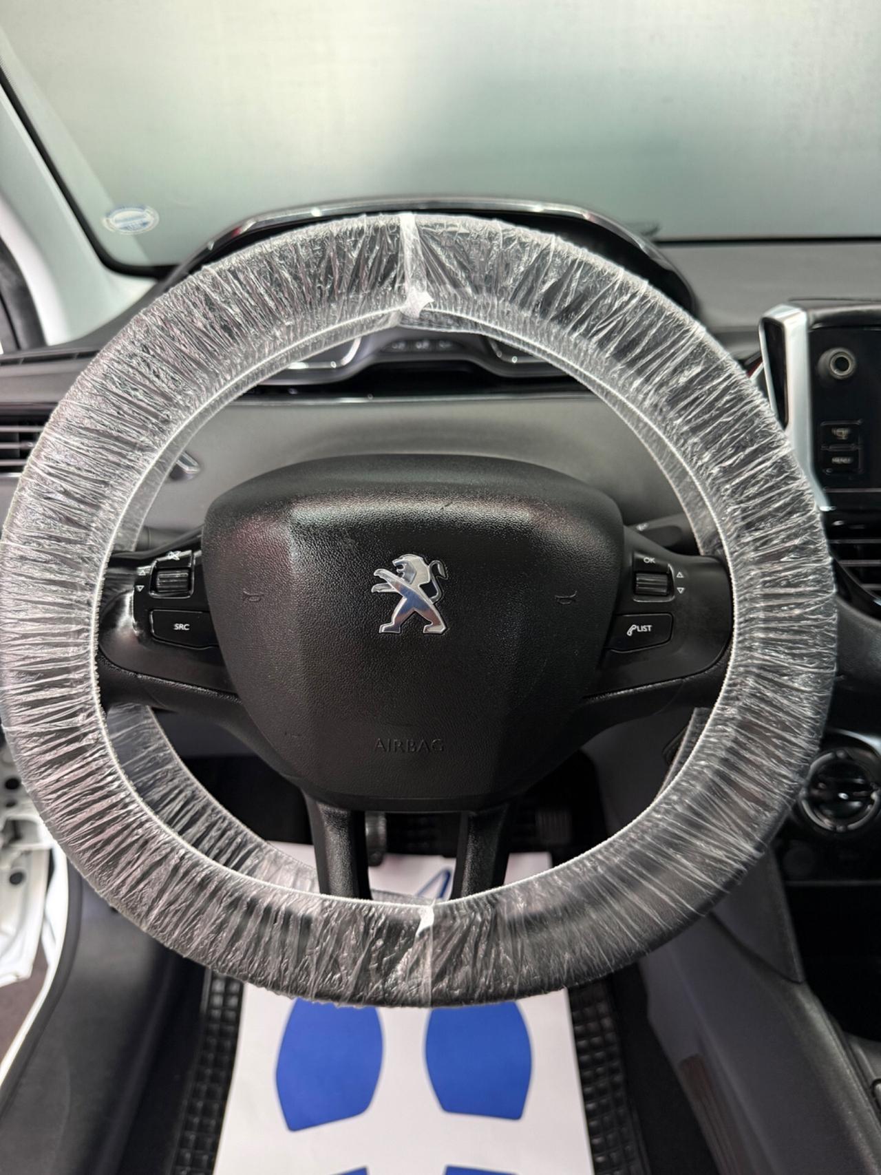 Peugeot 208 1.4 HDi 68 CV Allure