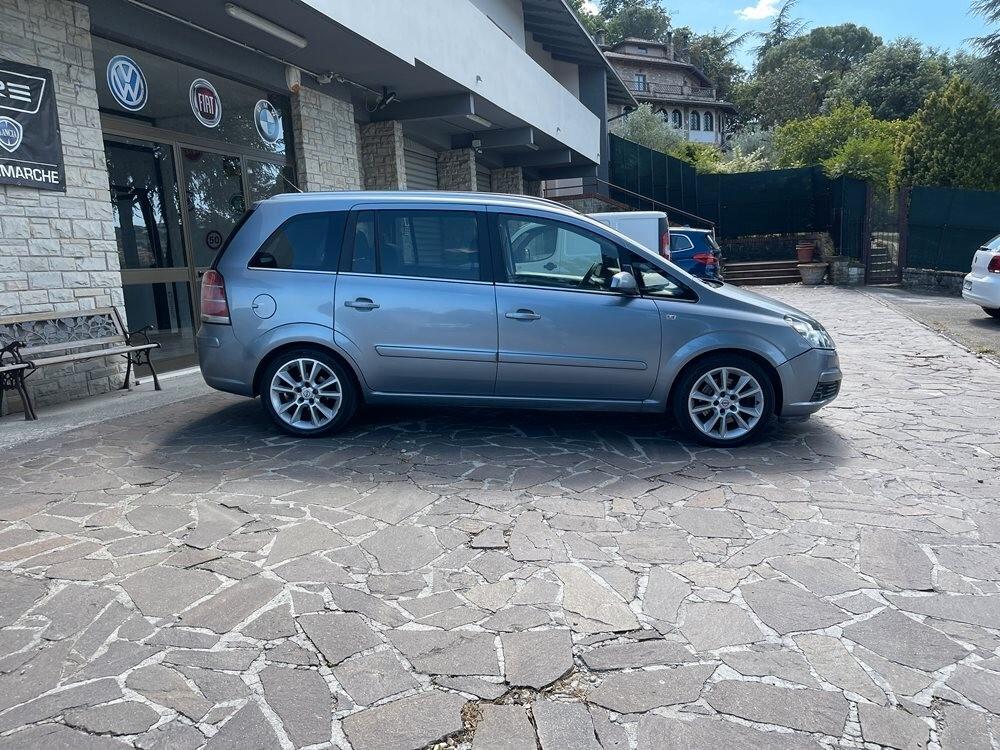 Opel Zafira 1.9 TDCI COSMO NEO PATENTATI