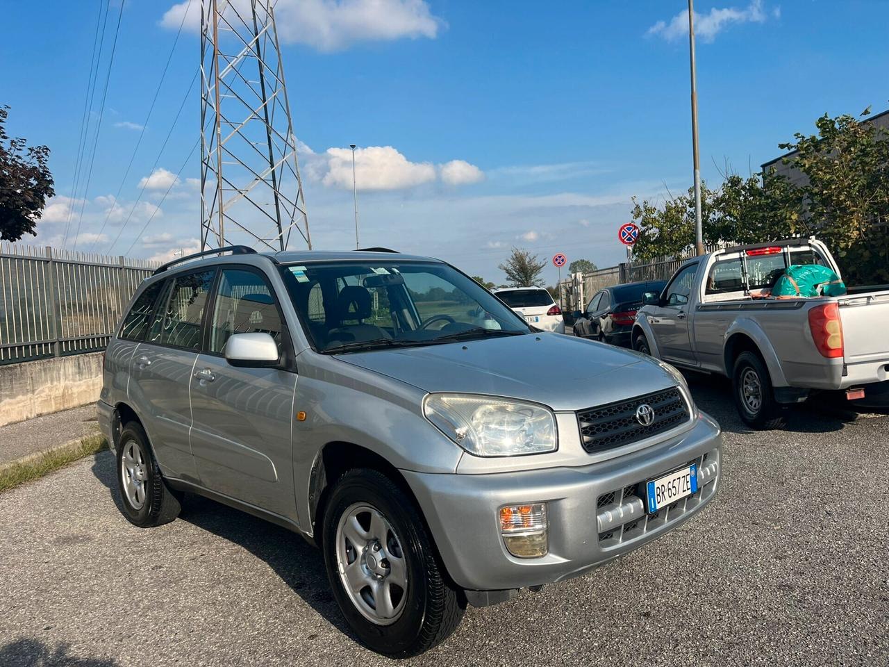 Toyota RAV 4 2.0 16V BENZ 5 porte Sol