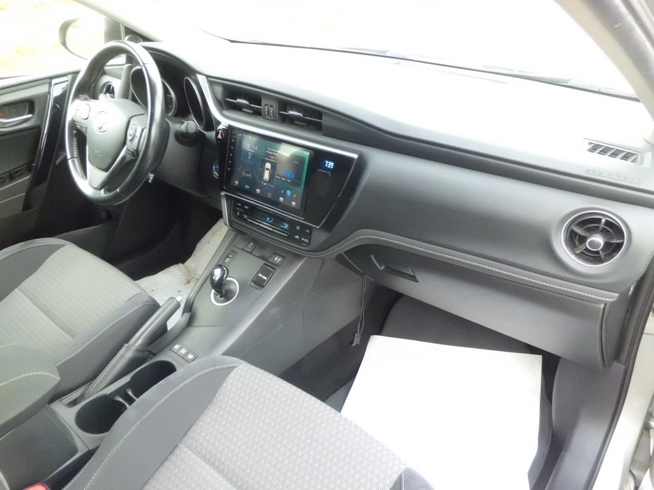 Toyota Auris Touring Sports 1.8 Hybrid Active