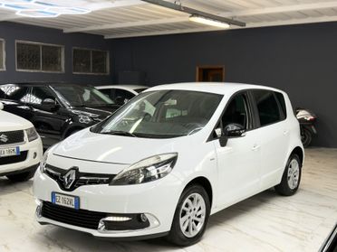 Renault Scenic Scénic XMod dCi 110 CV EDC Limited