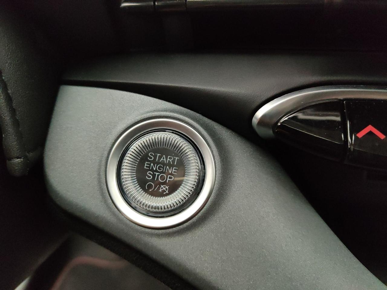 FIAT 500e 500E 118CV 320KM RED