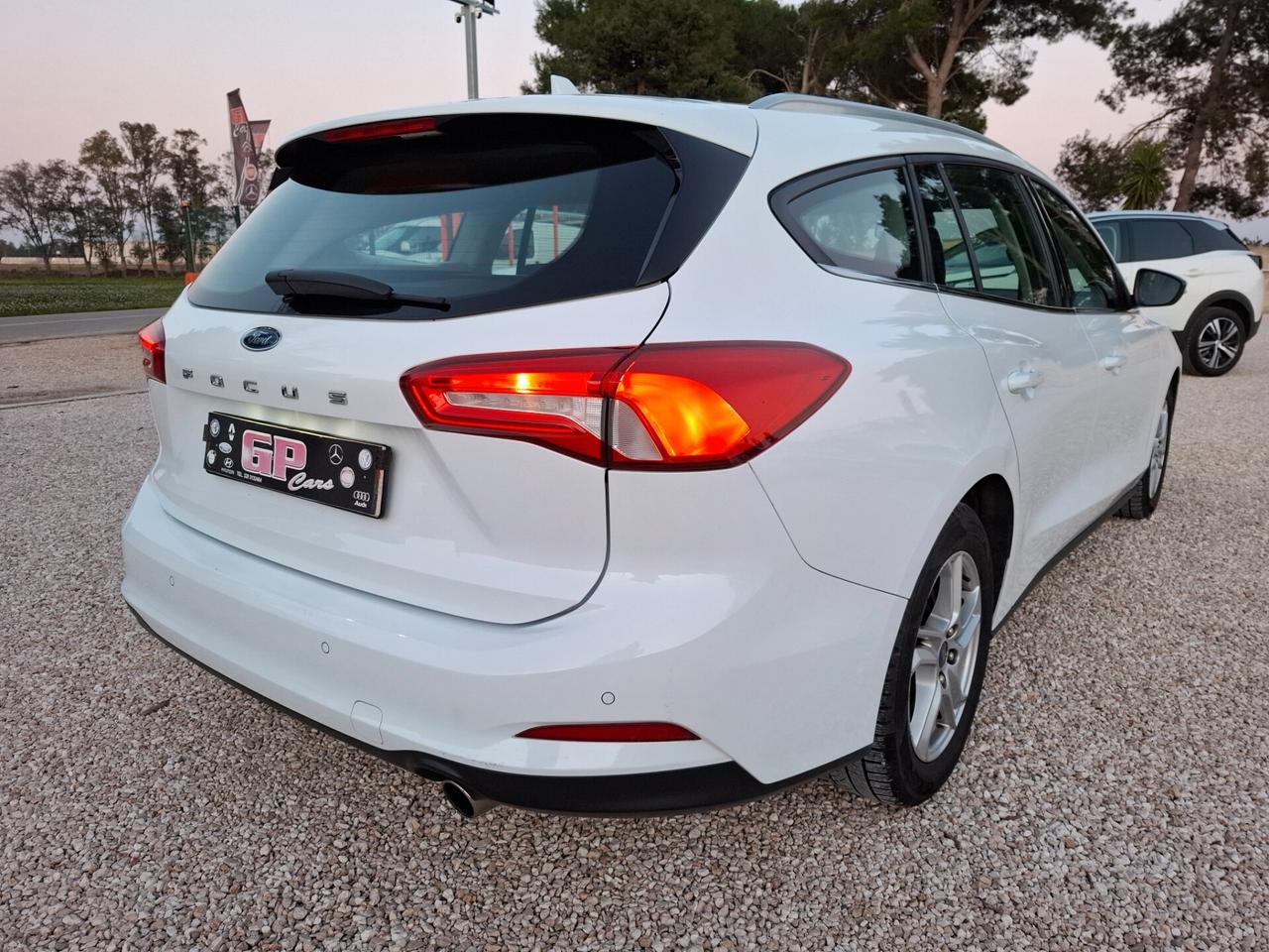 Ford Focus 1.5-120 CV autom.SW *TELECAMERA*NAVI