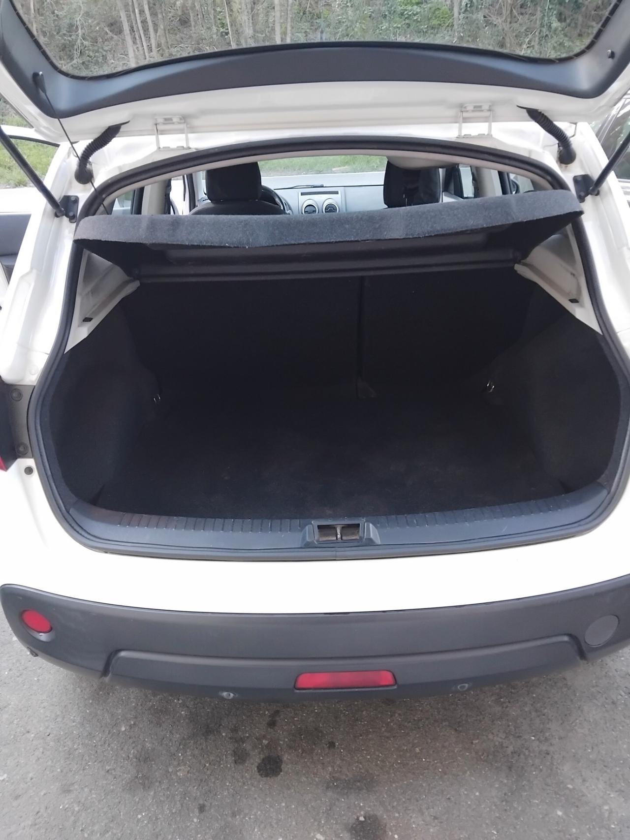 Nissan Qashqai 1.5 dCi DPF Tekna