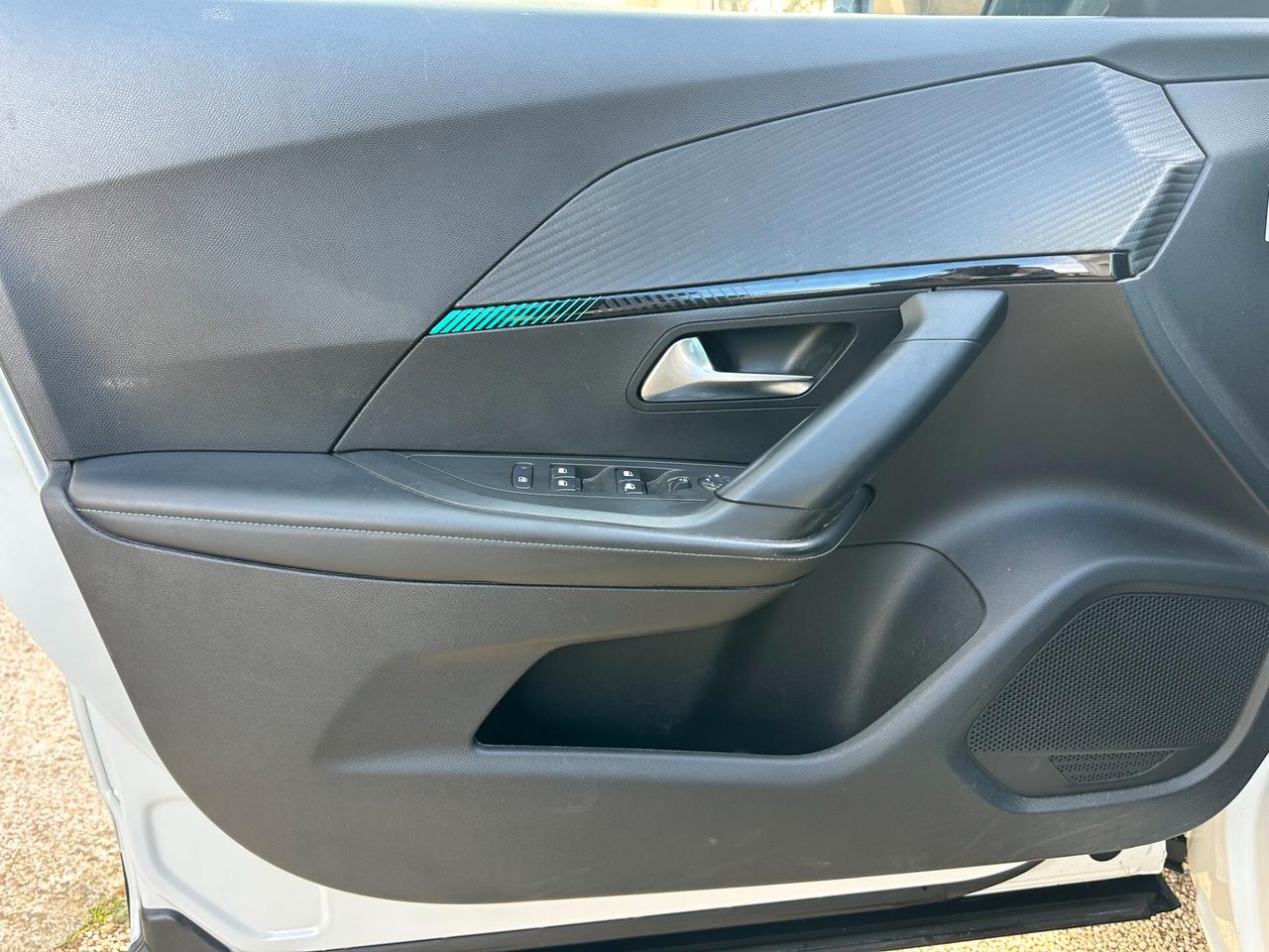 Peugeot 2008 BlueHDi 110 S&S Allure Pack 2021