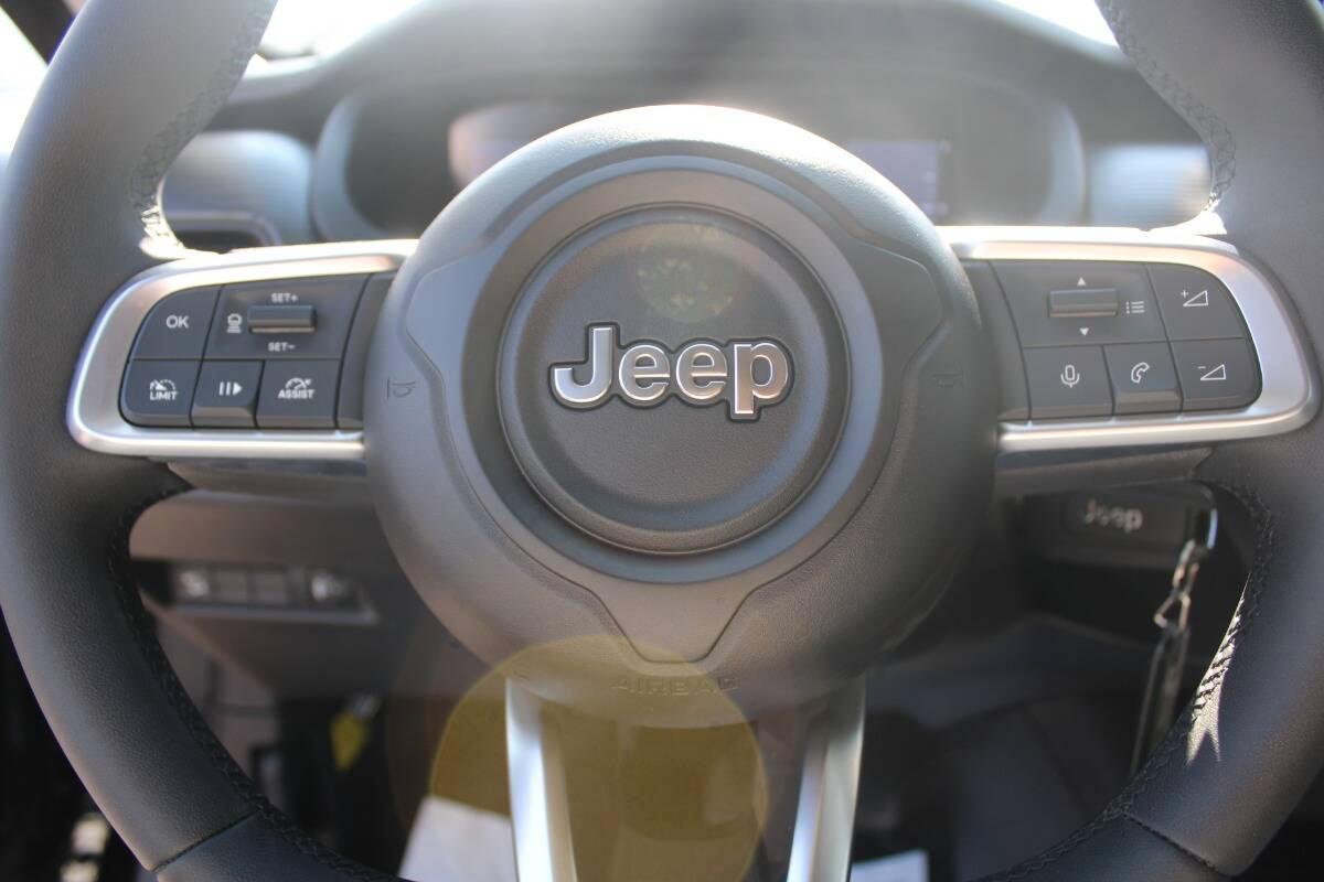 Jeep Avenger 1.2 t. Altitude fwd 100cv con CarPlay