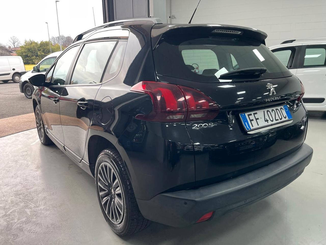 Peugeot 2008 PureTech 82 Allure