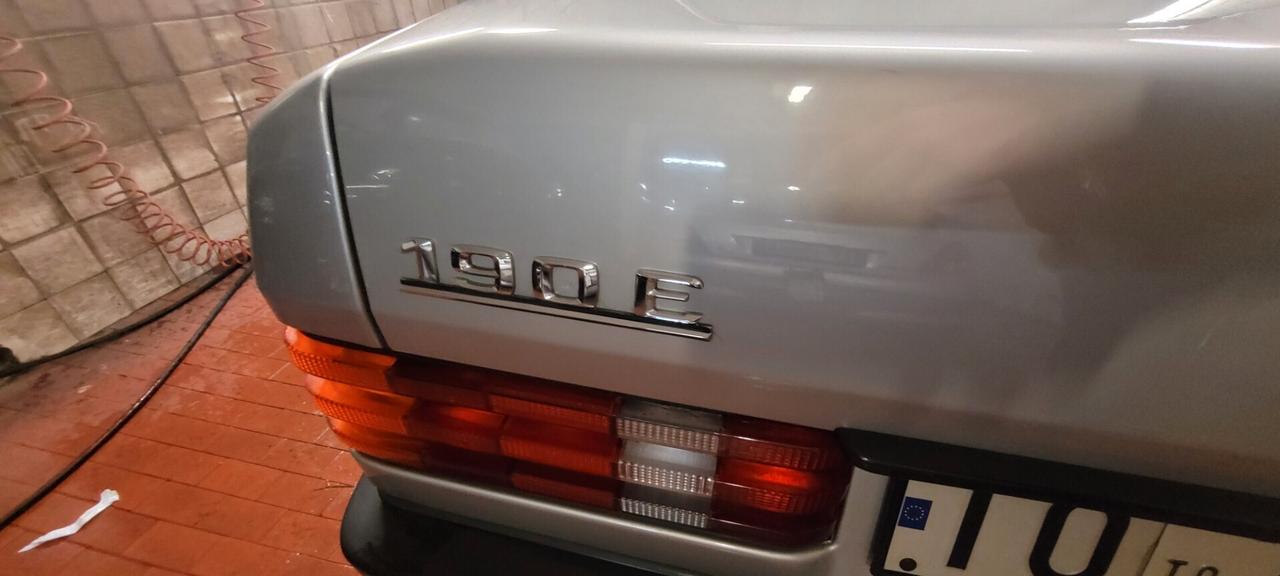 Mercedes-benz 190 2.0 E