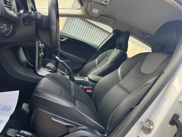 VOLVO V40 D2 120CV Plus