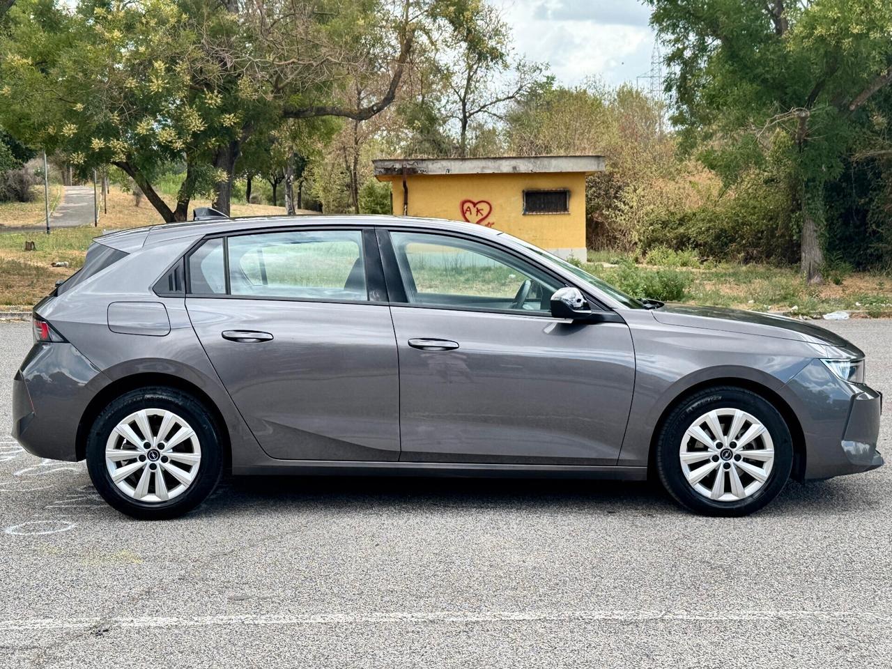 Opel Astra 1.2 t Elegance AZIENDALE-UNIPRO'-SERVICE