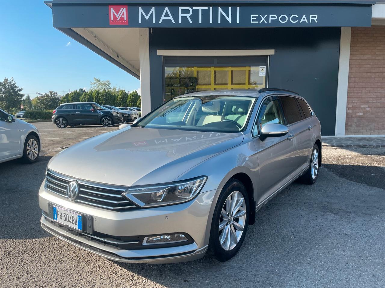 Volkswagen Passat Variant 1.6 TDI Highline BMT DISTRIBUZIONE FATTA