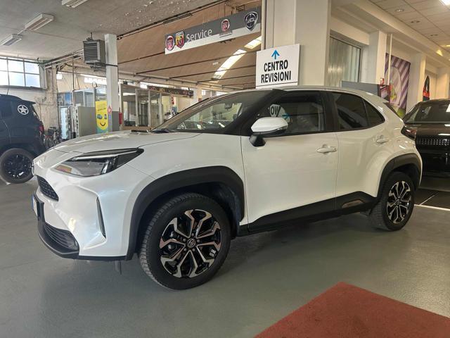 TOYOTA Yaris Cross 1.5 Hybrid 5p. E-CVT AWD-i Lounge