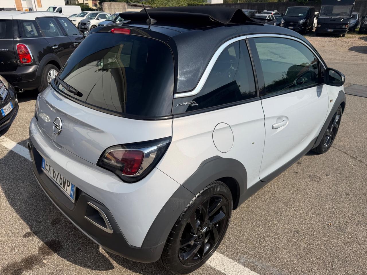 Opel Adam Rocks 1.2 70 CV Air