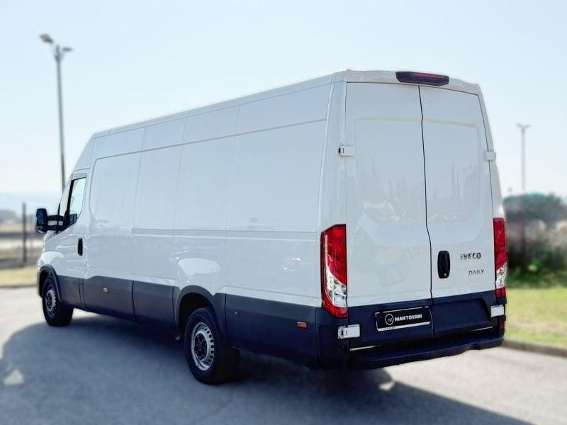 Iveco Nuovo DAILY 22 35s 16v 2.3 htp plm-tm FURGONE ** PREZZO + IVA **
